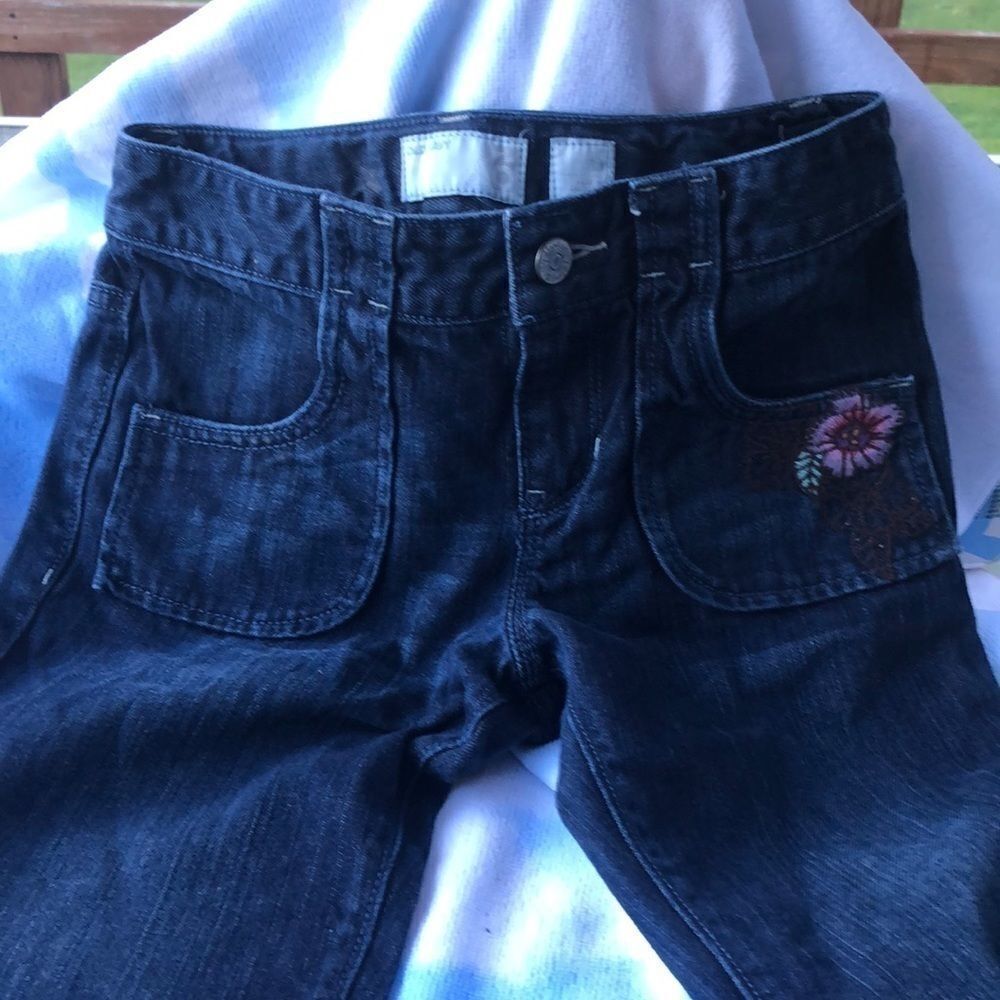NWOT Kid Girls Size 10 Old Navy capris/jeans